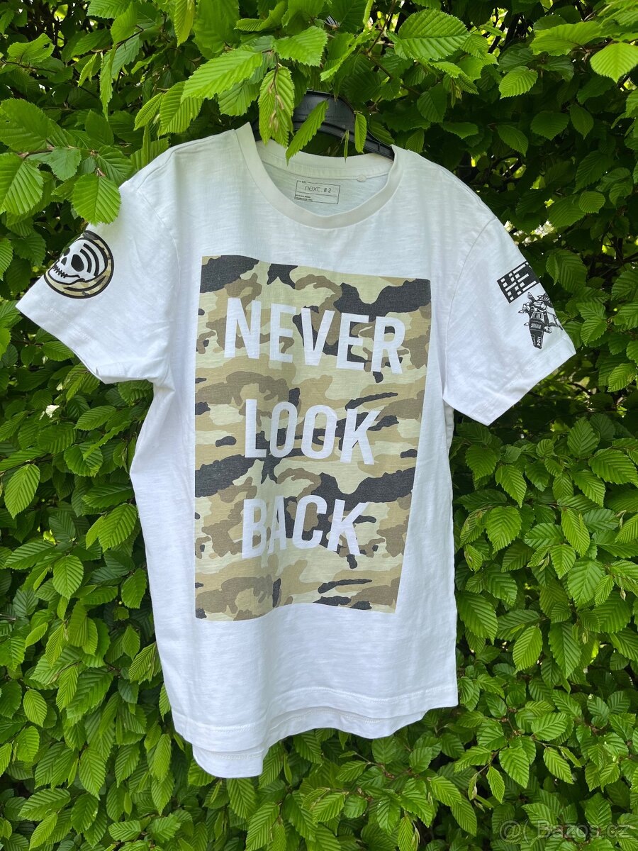 Chlapecké tričko Next velikost 134