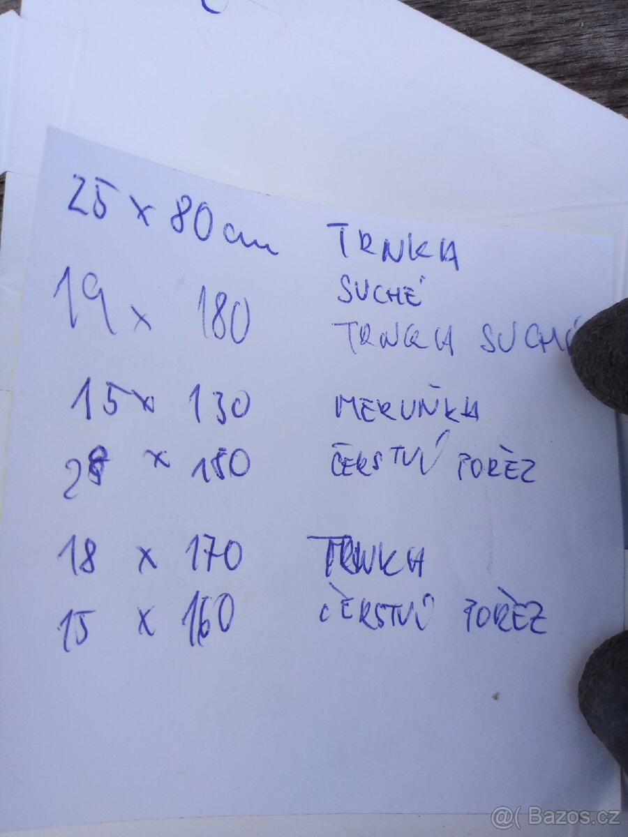 Dřevo, kulí, kmen Trnka, meruňka