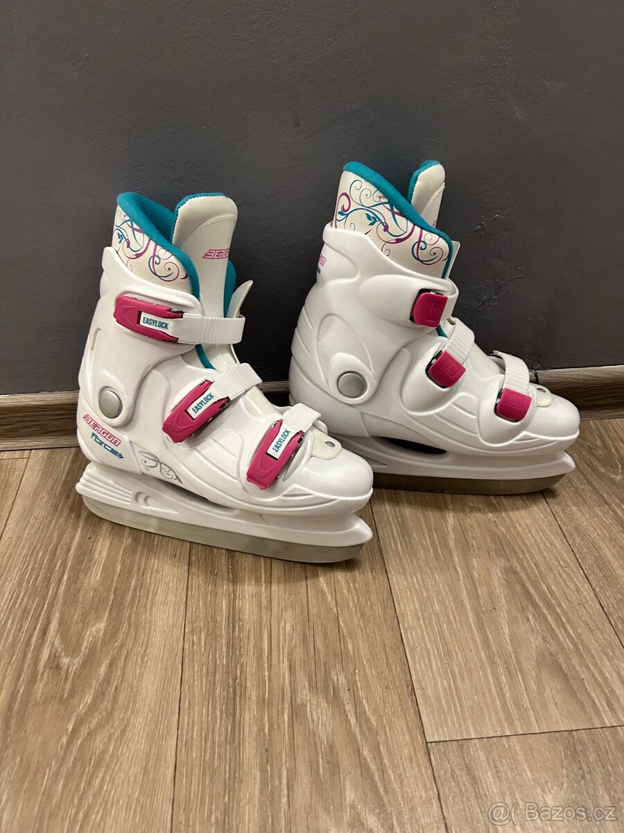 Dívčí lední brusle
