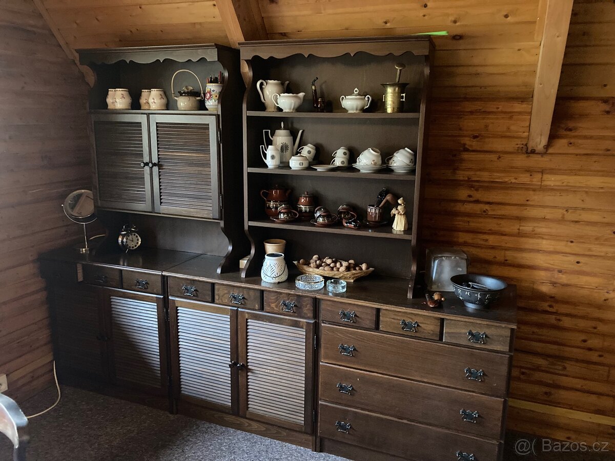 Nábytek rustikální na chatu