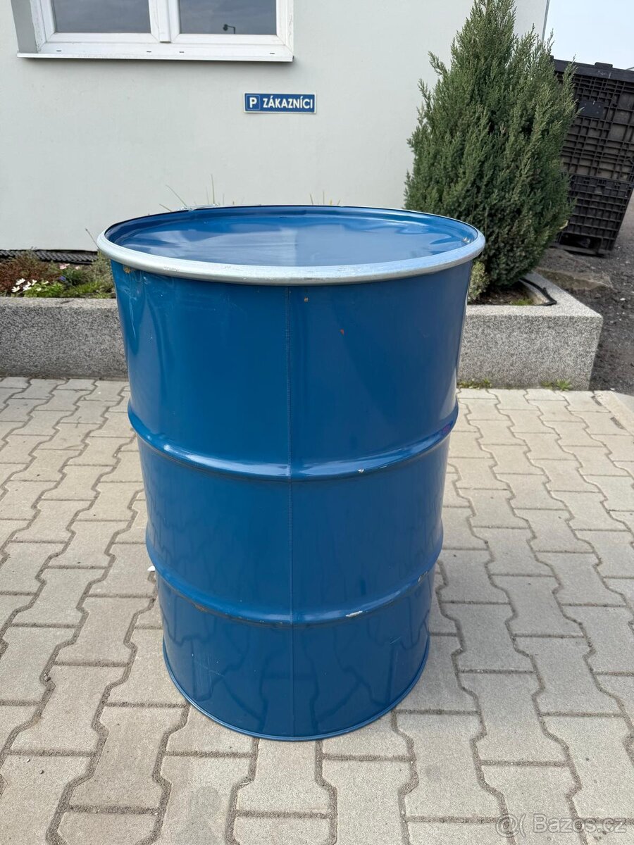 Plechové sudy 200 l