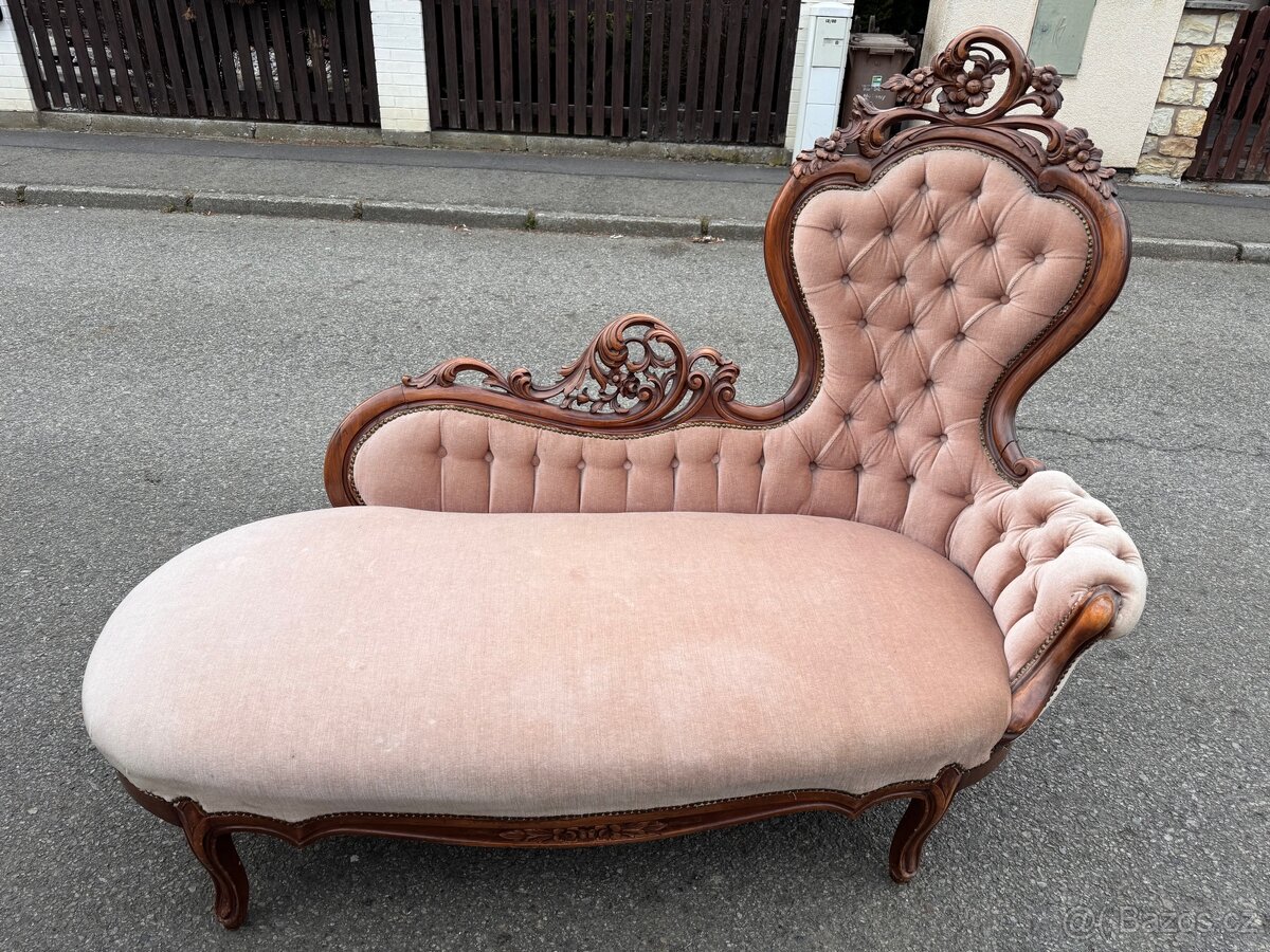 Starožitná sofa, lenoška