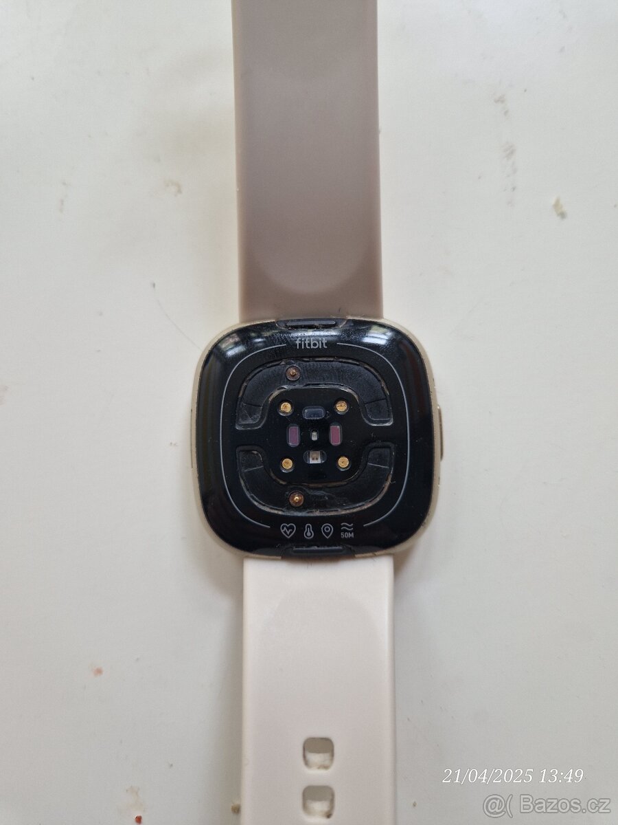 Fitbit Sense 2 rozpadlé