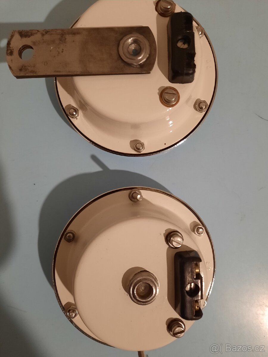 Klakson na ČZ 501 Prase, Jawa 250 normandie