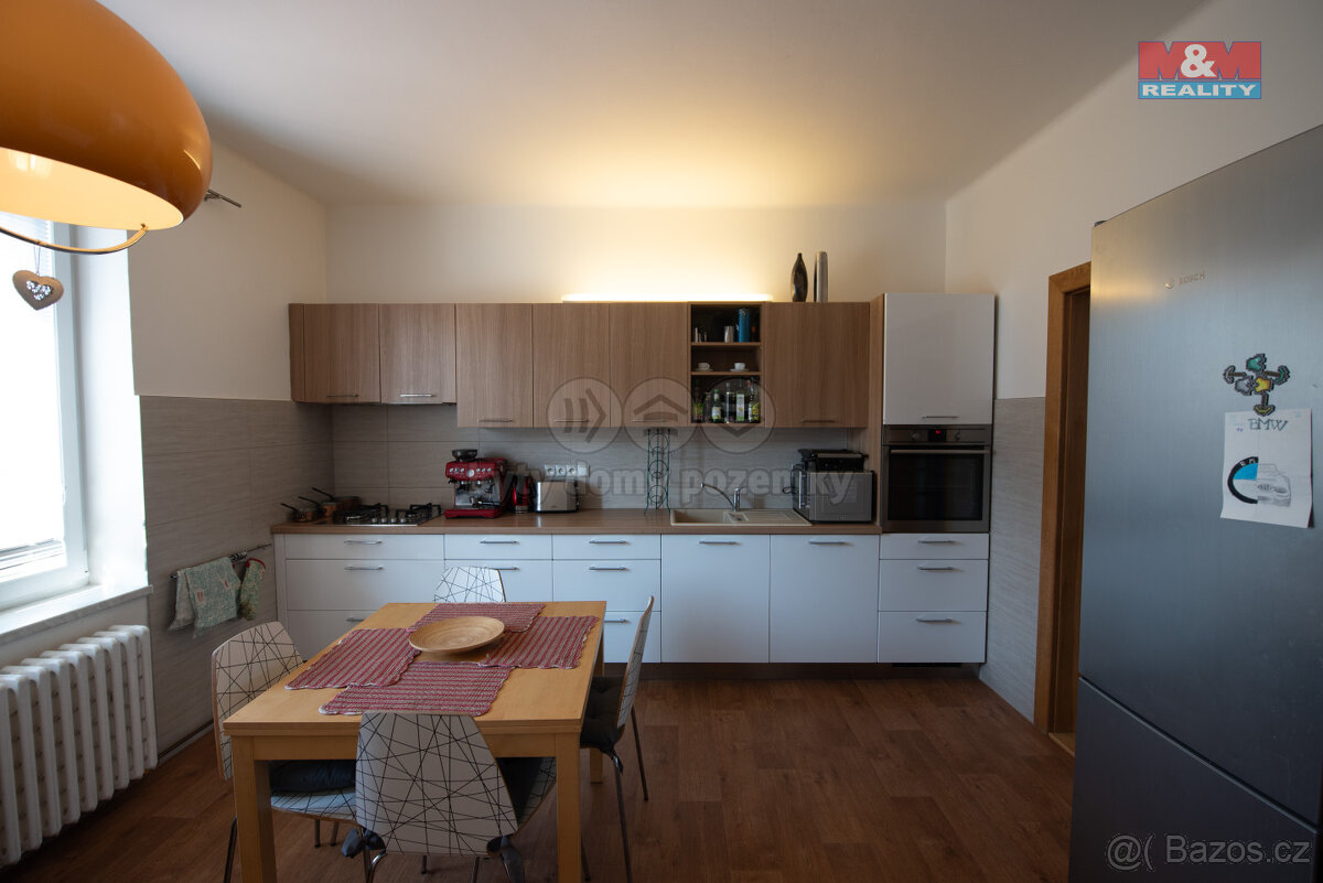 Pronájem bytu 2+1, 68 m², Hradec Králové, ul. Třebízského