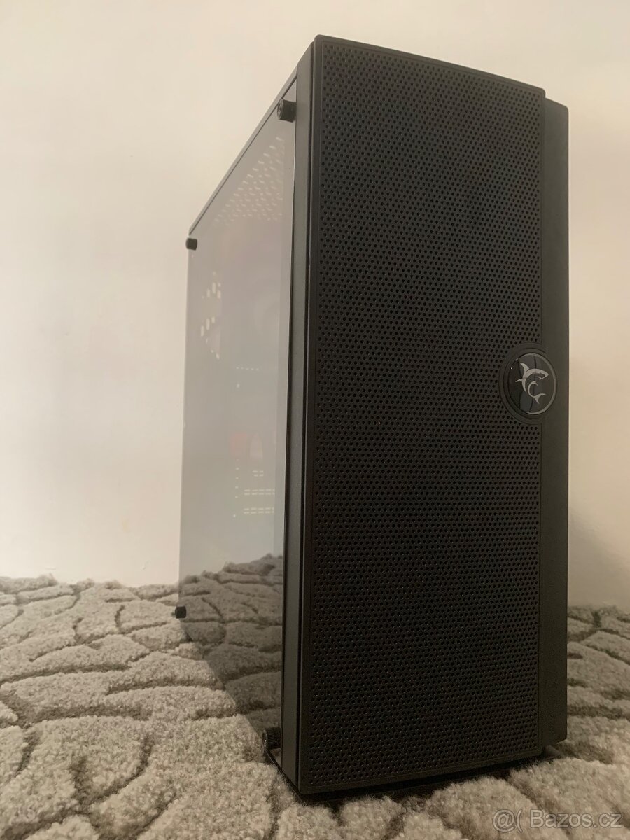 Herní Pc + Monitor | GTX 1080, Ryzen 5