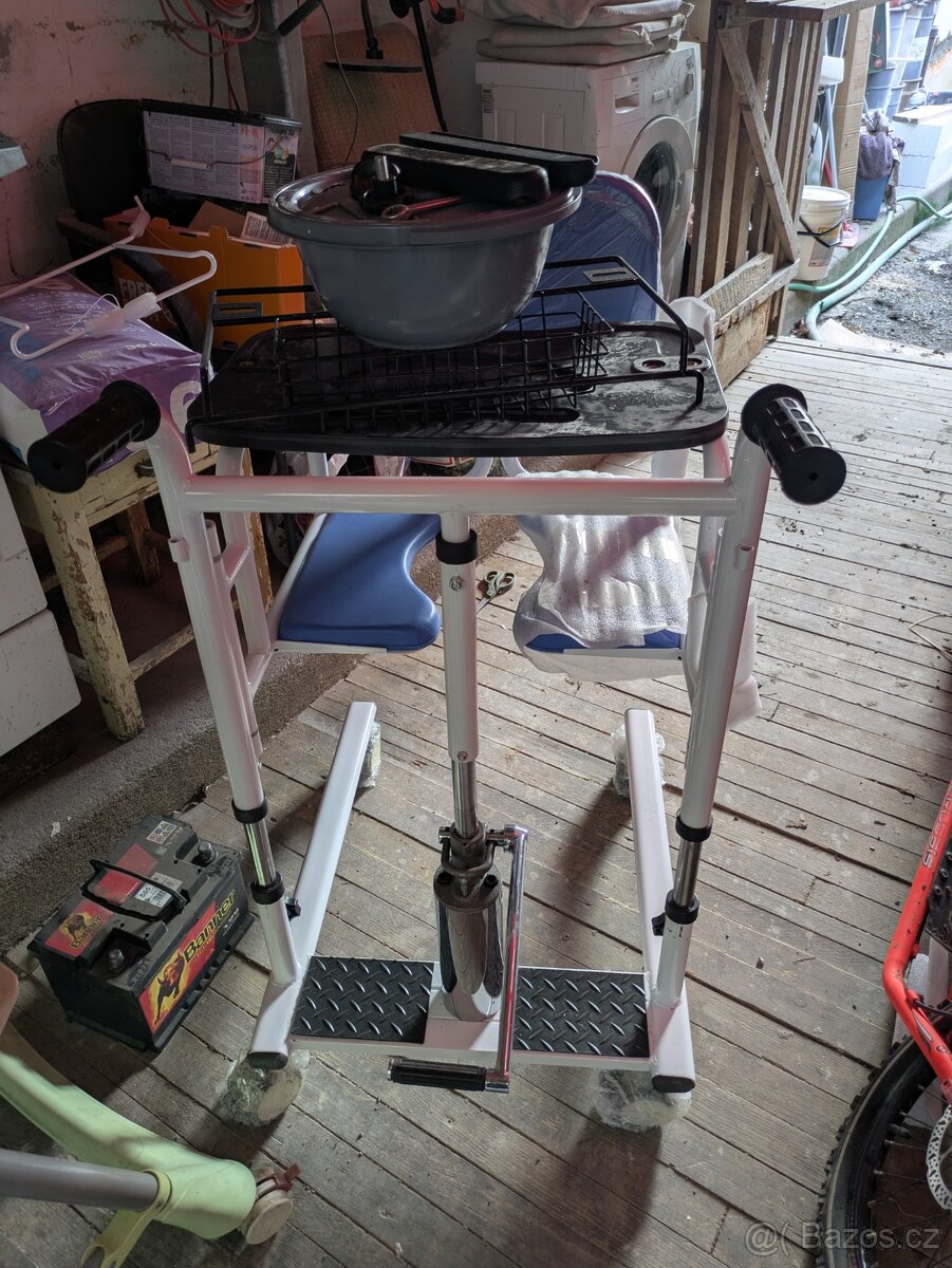 Hydraulická židle pro seniory