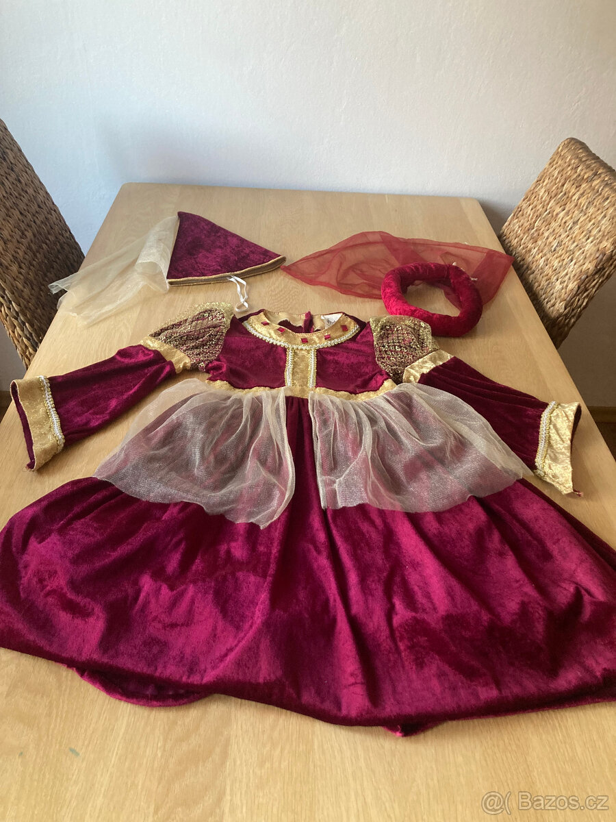 dívčí maska na karneval,vel.116