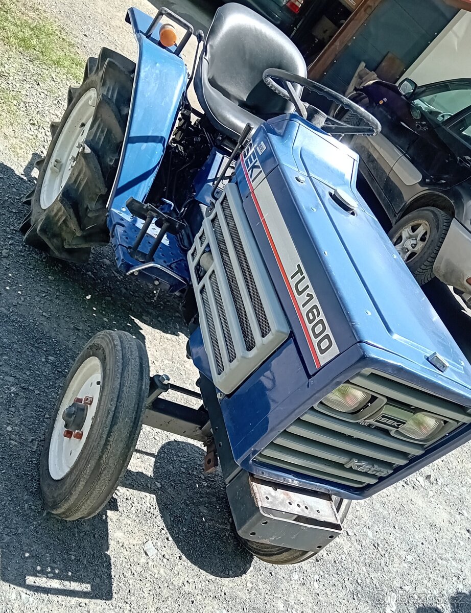Traktor ISEKI