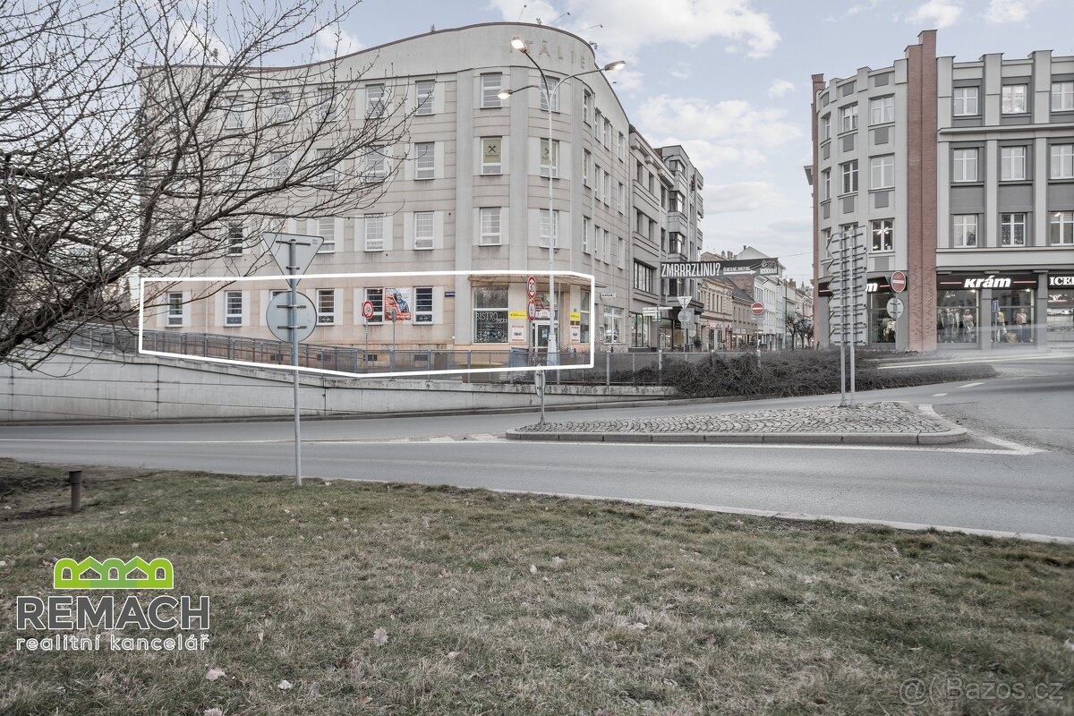 Pronájem obchodních prostor, 137 m2 - Náchod, ev.č. 03163
