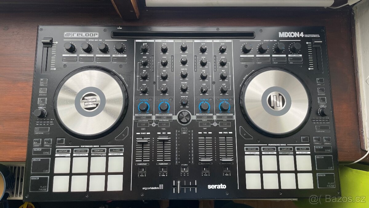 DJ pult RELOOP MIXON 4 DJ