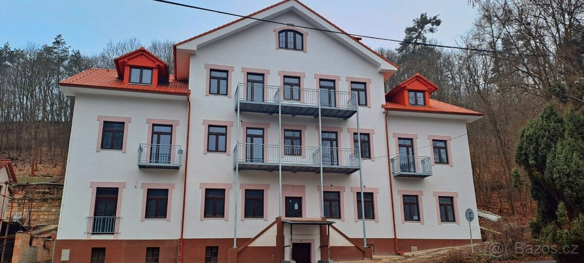 Pronájem bytů 2kk a 3kk, s balkónem či terasou, Peruc