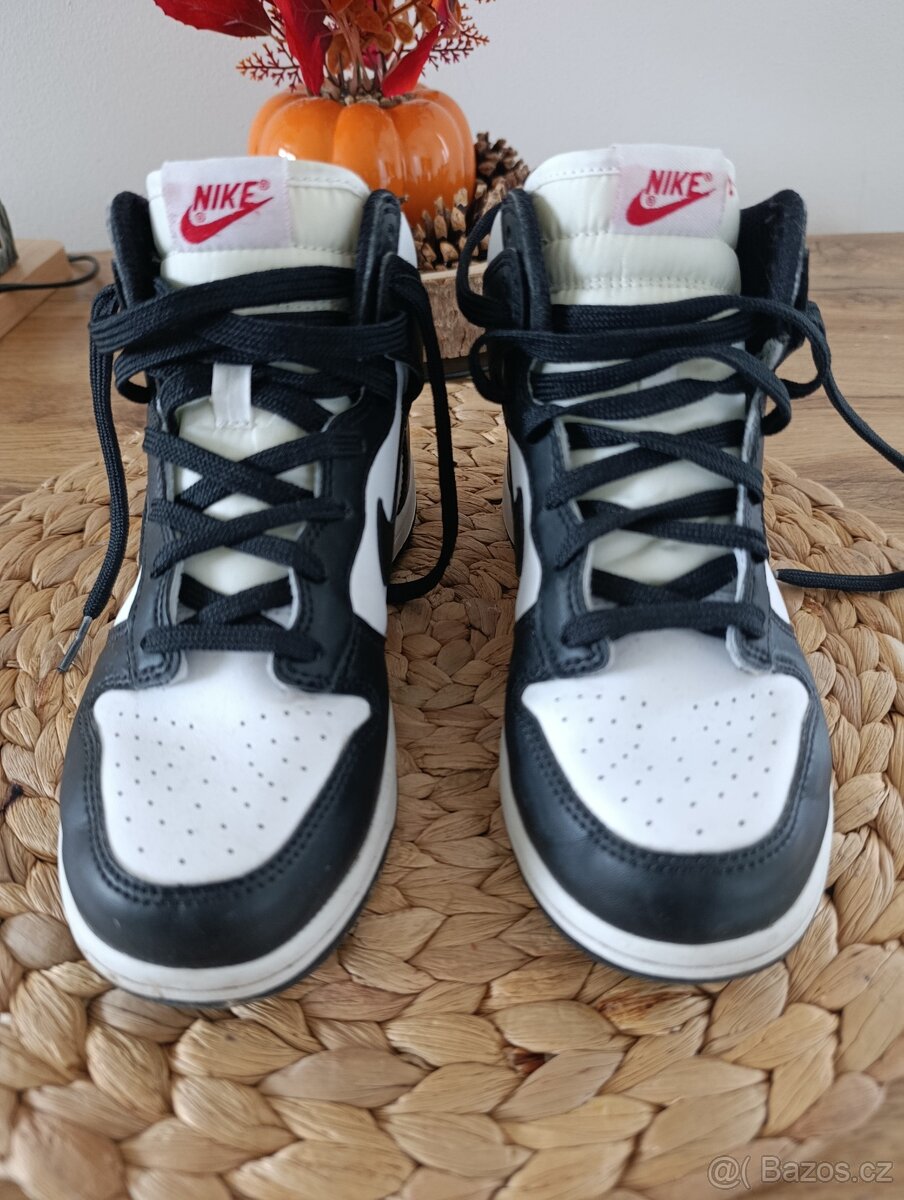 Nike DUNK  HIGH RETRO PANDA