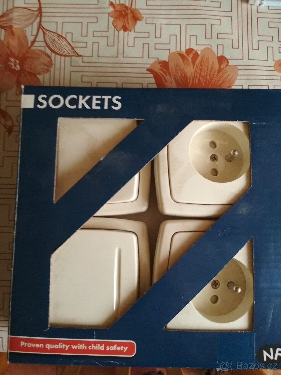 Zásuvky 4ks