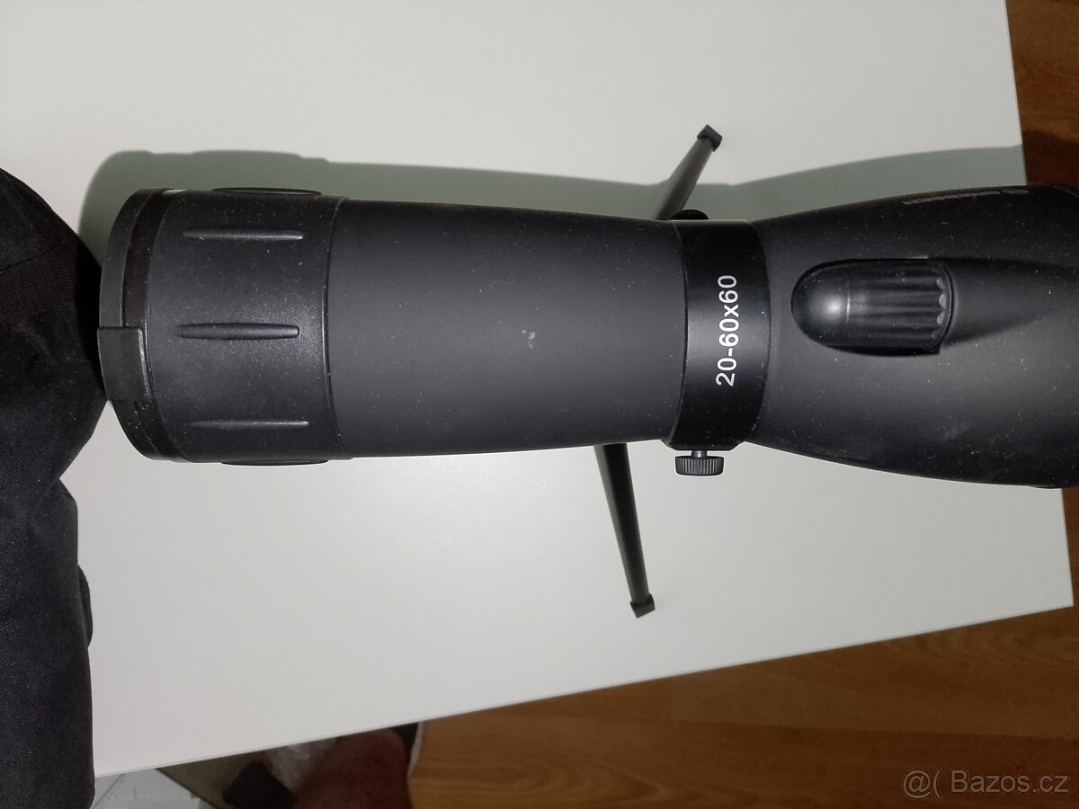 Monokulární dalekohled