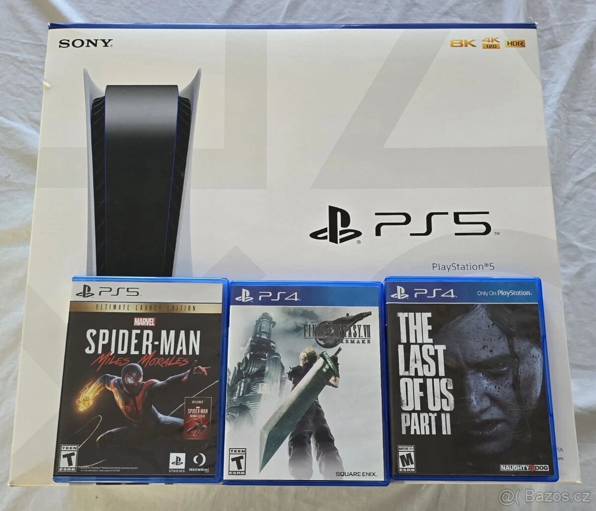 PlayStation 5 Disc Edition + 3 hry