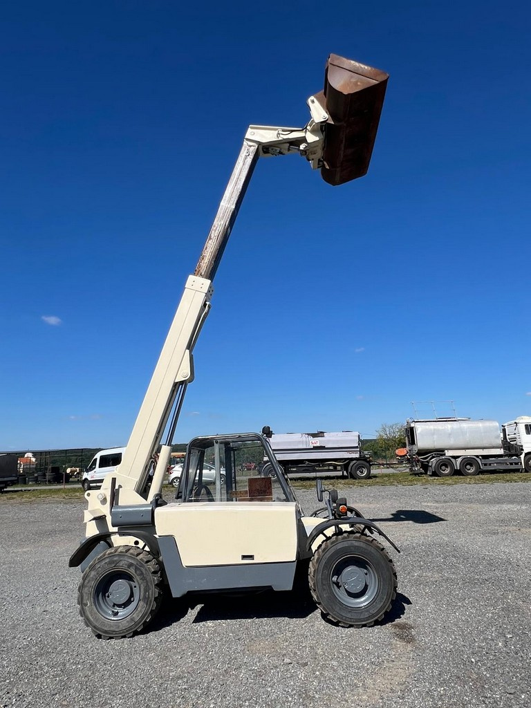 TEREX TELELIFT MANIPULÁTOR IDEÁLNÍ DO MENŠÍCH PROSTORŮ