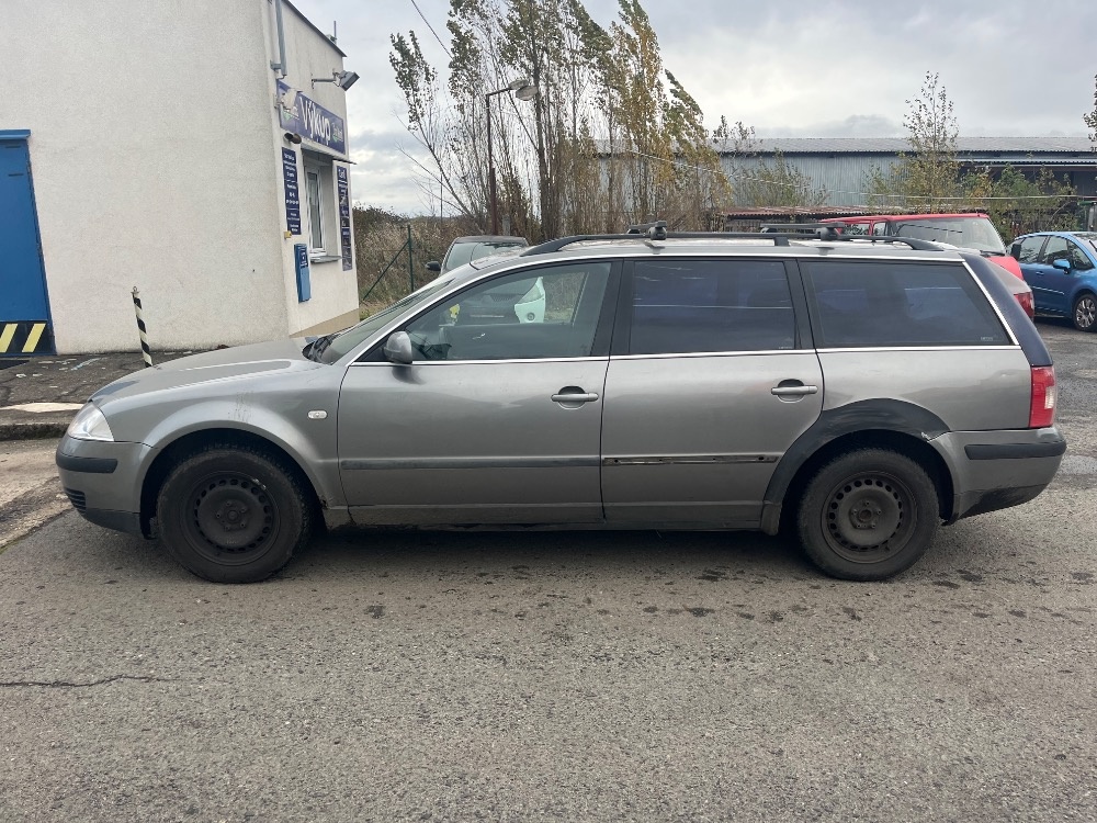 VOLKSWAGEN PASSAT VARIANT, R. 2002, 1.9, 96KW NA ND