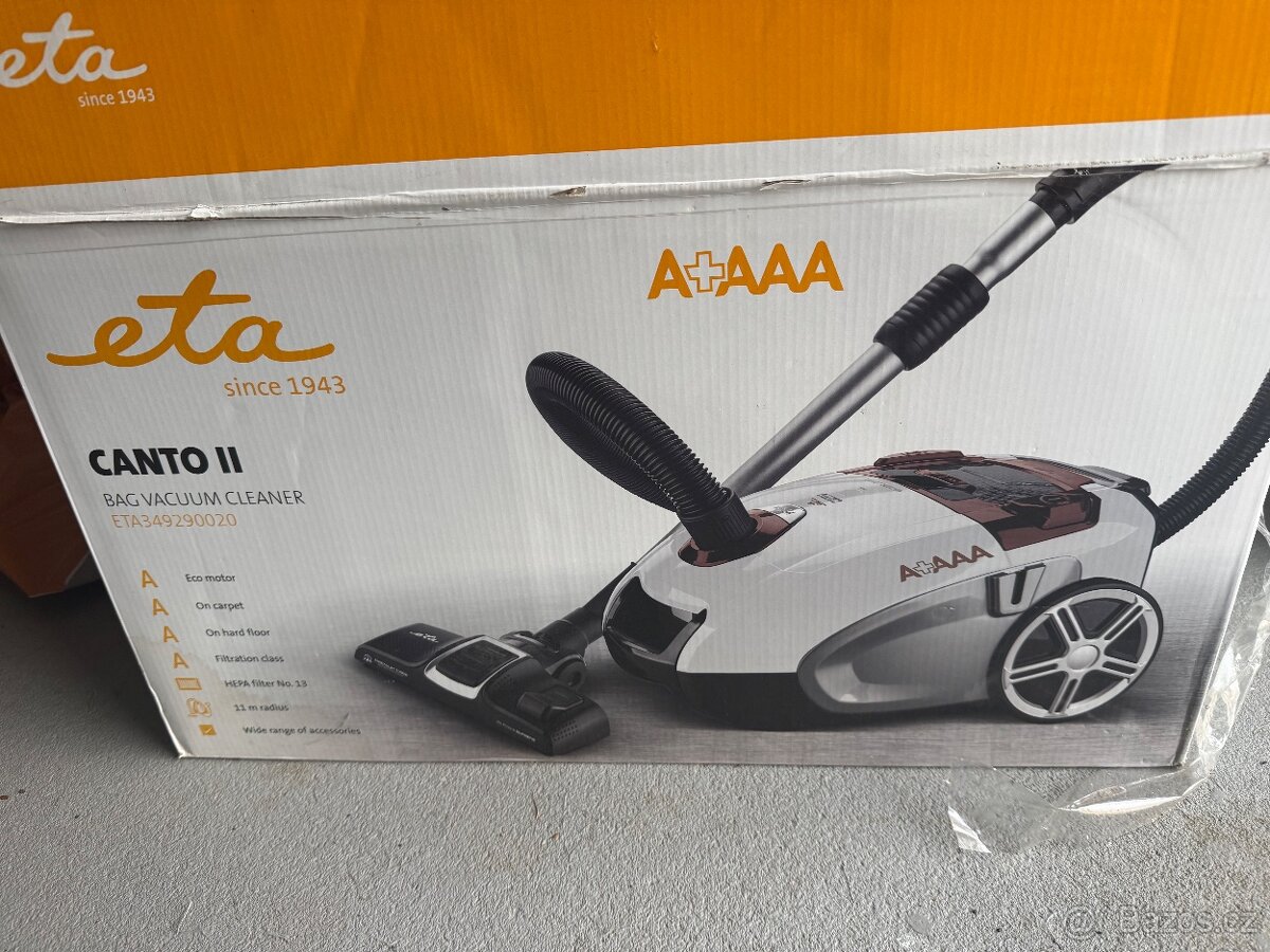 Podlahový vysavač ETA Canto II