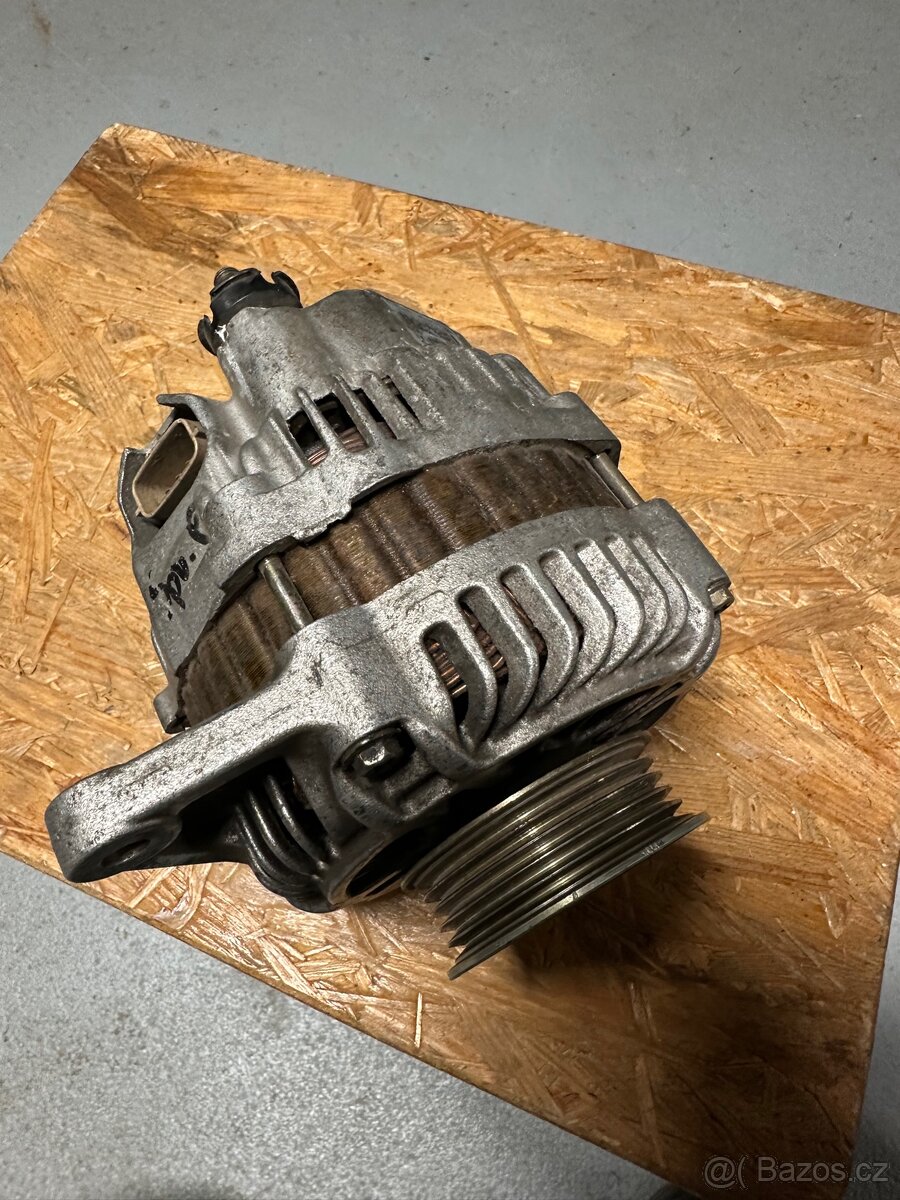 Alternátor mitsubishi colt