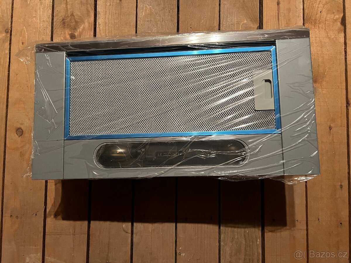 Výsuvný nerezový odsávač par MORA