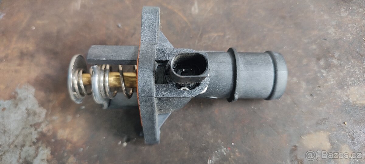 Termostat VIKA pro Škoda Audi VW Seat