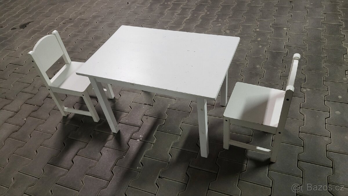 Dětský stolek Ikea