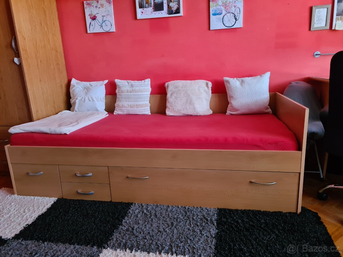 Prodám jednolůžkovou postel