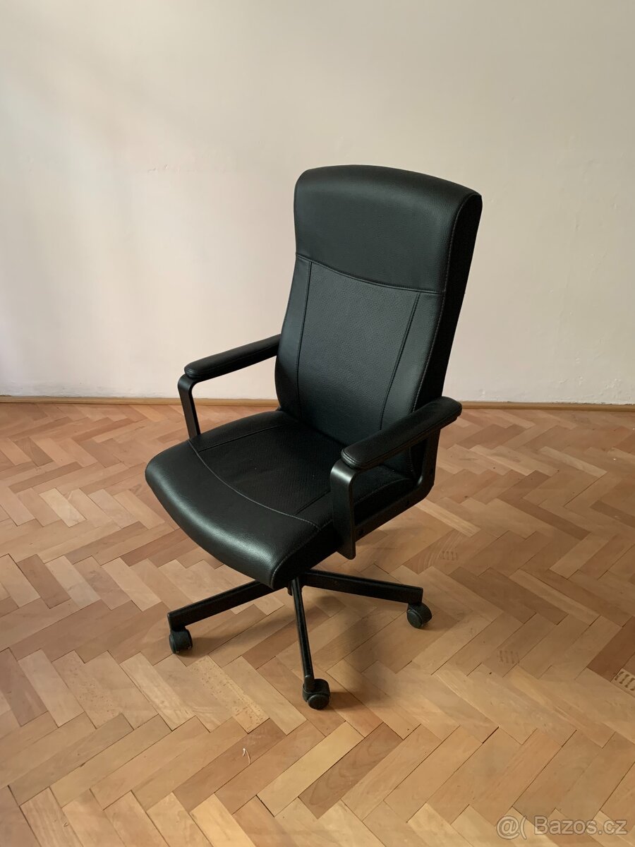 Kancelářská židle