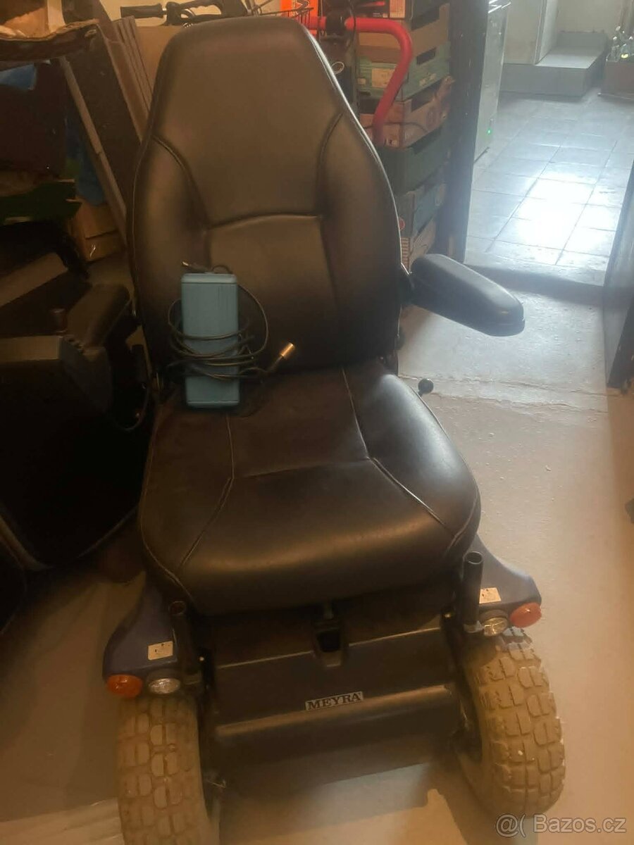 Elektrický invalidní vozík MEYRA OPTIMUS 2