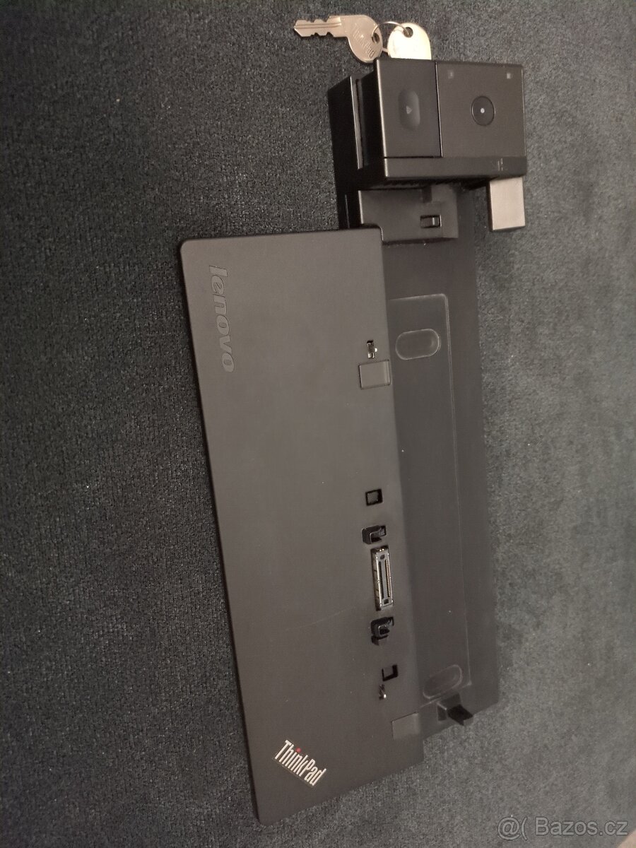 Thinkpad Ultra Dock 40A2 Dokovaci stanice HDMI , DP