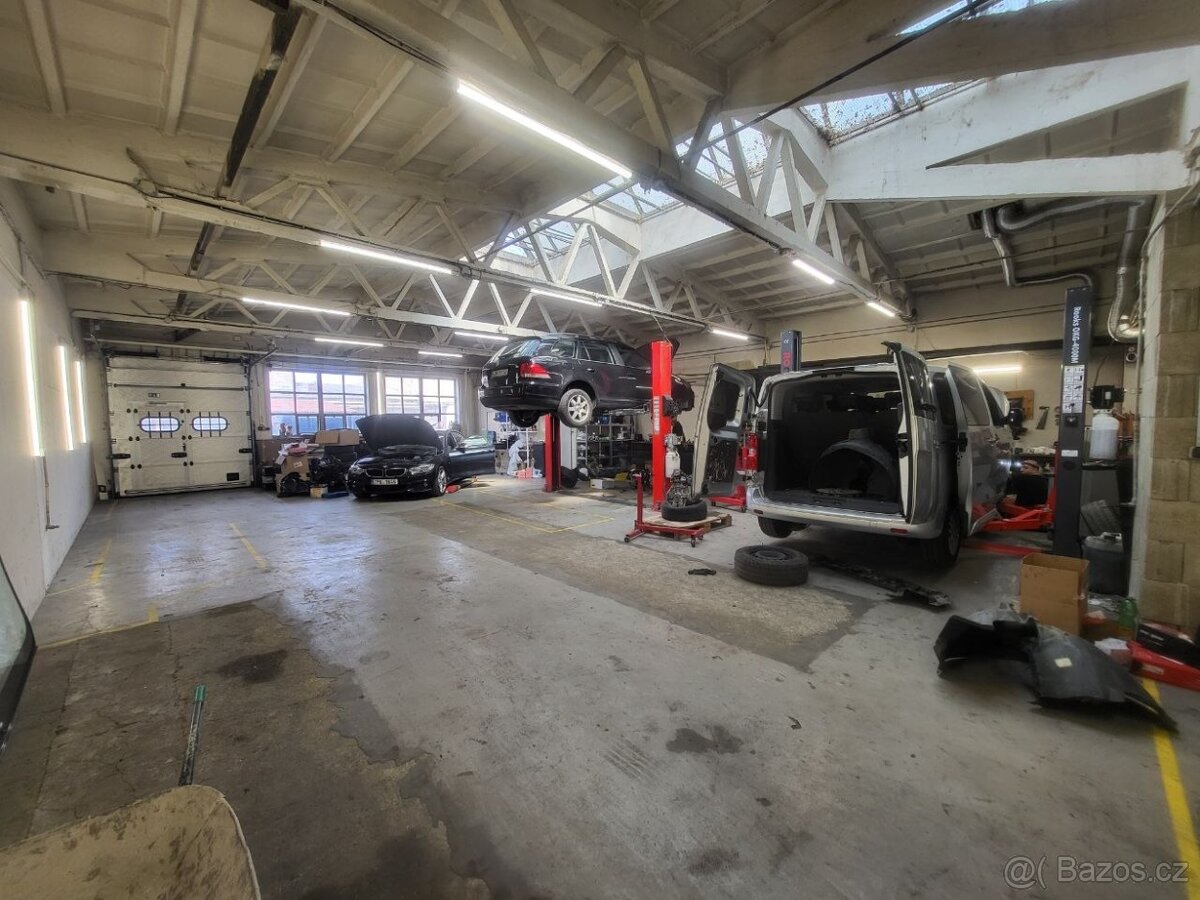 Car service rental - 4 jacks + tire service