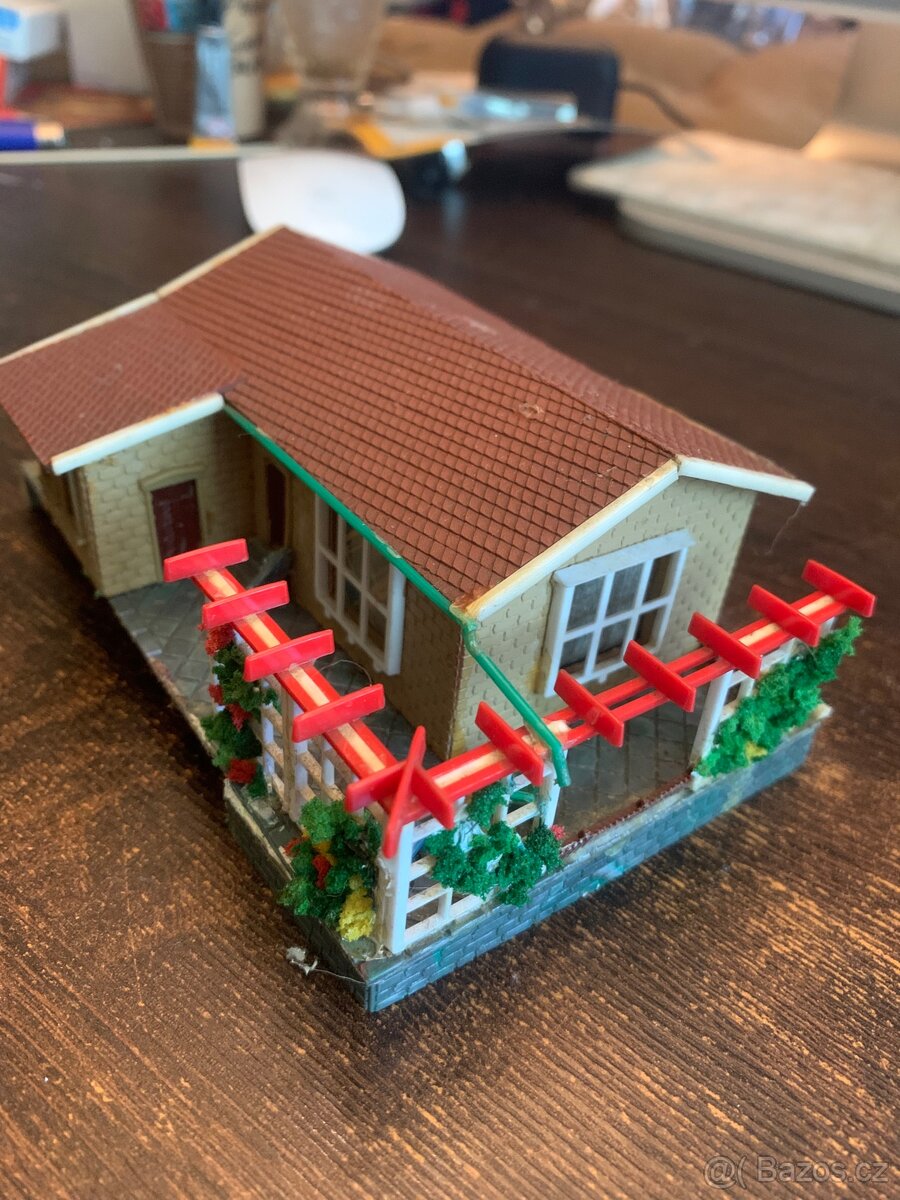 Domek ve velikosti H0 (1:87)