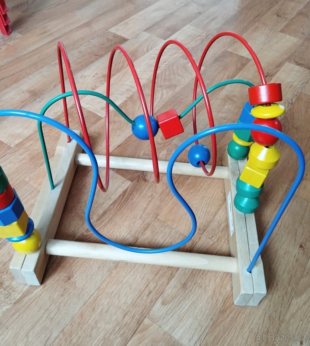 Ikea labyrint - hracka pro deti na rozvoj motoricky