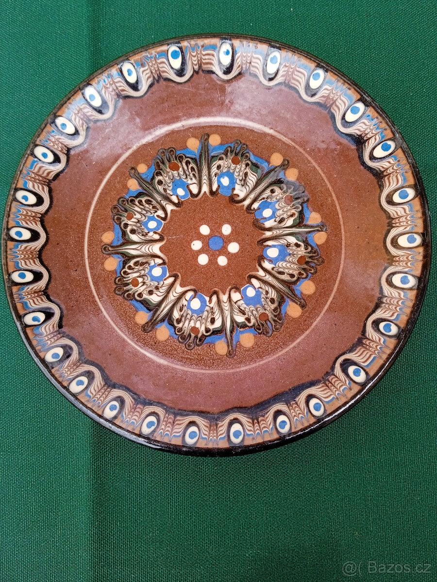 Retro závěsný talíř Bulharská keramika