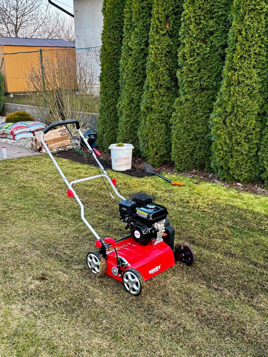 Benzínový vertikutátor