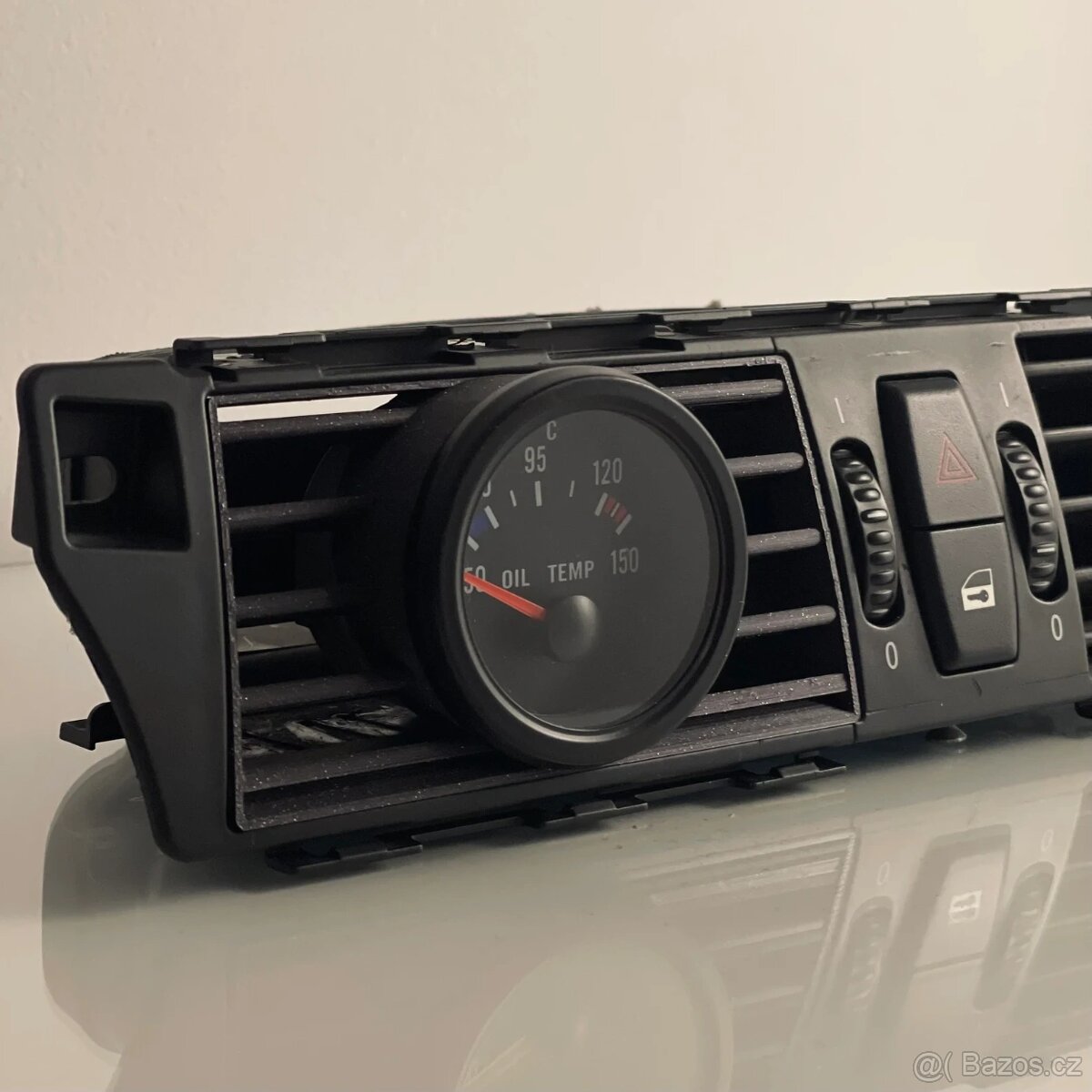 BMW E60 - Držák budíku