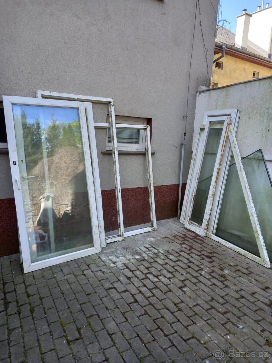 Plastová okna, dveře za odvoz