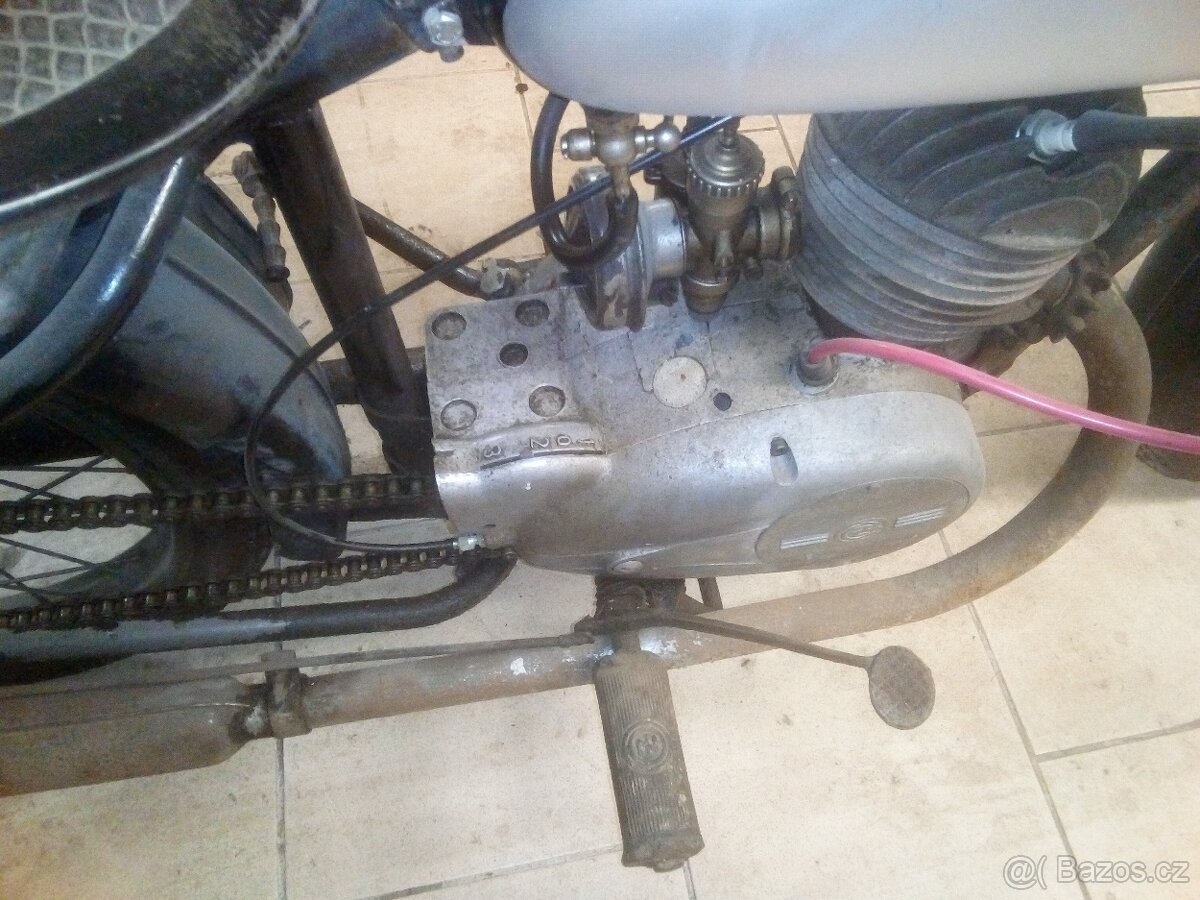 Čz125t