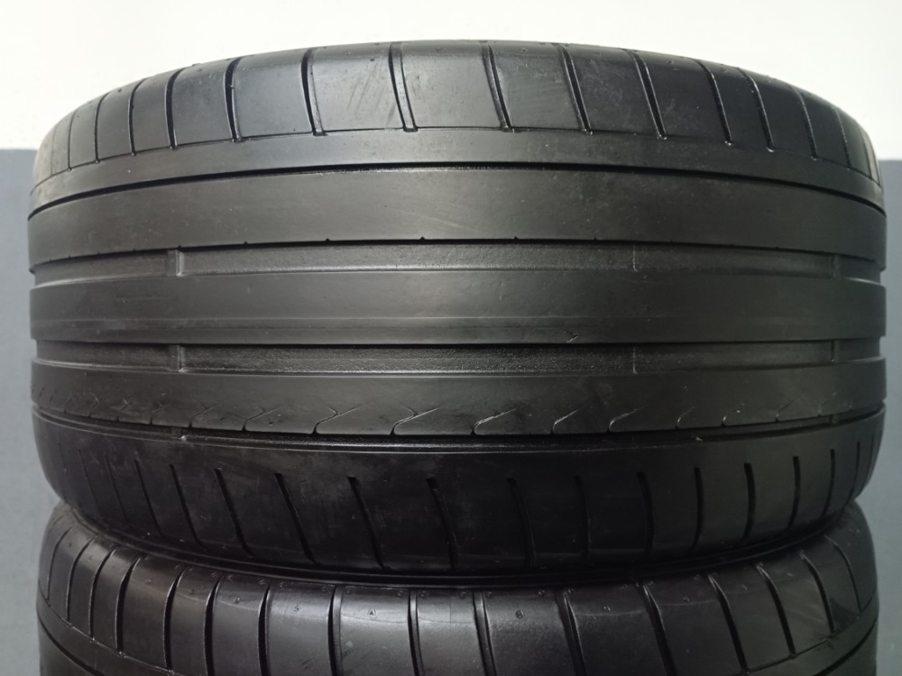 255/40 R19 DUNLOP (1513)