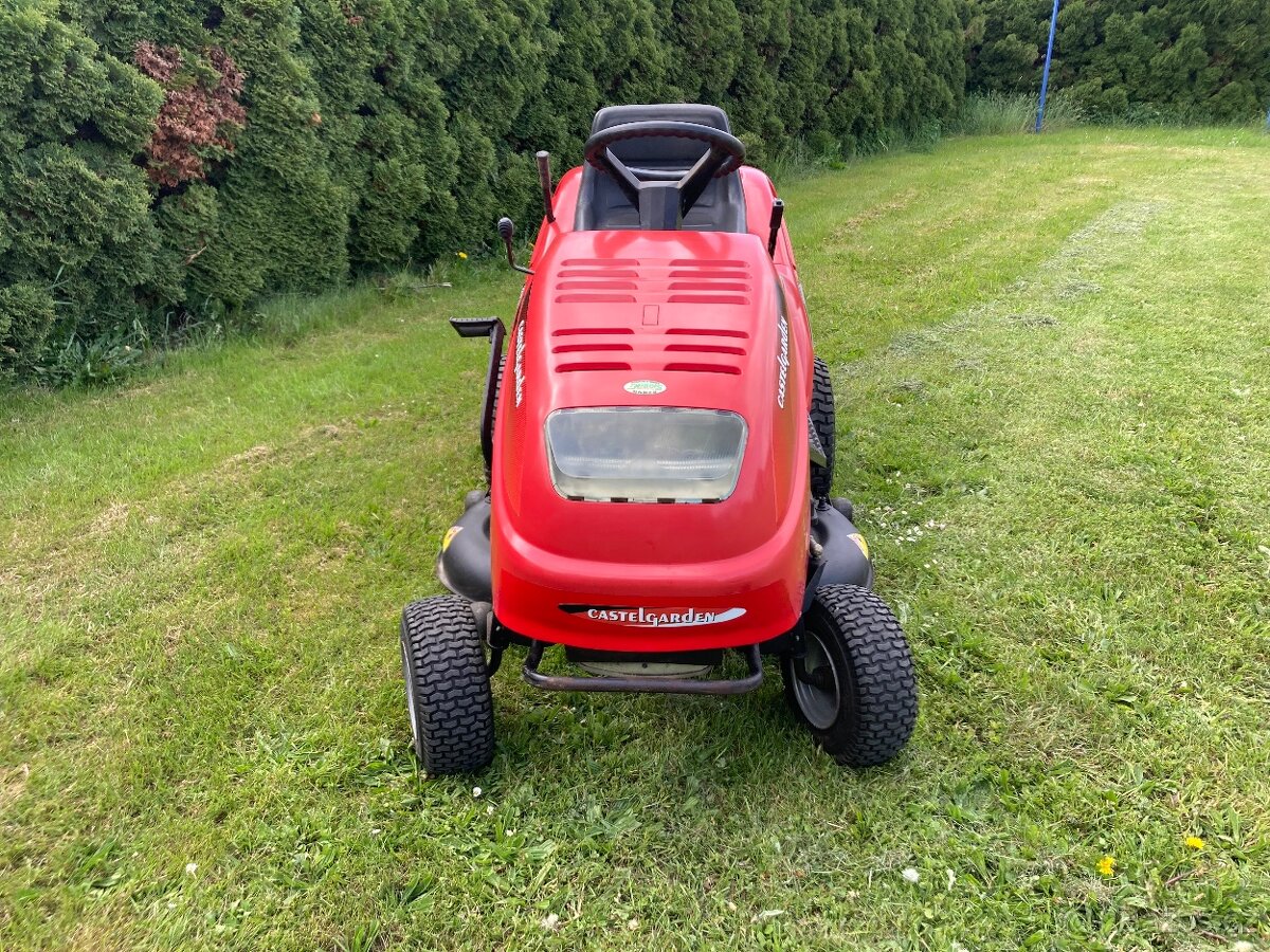 Zahradní traktor Castelgarden 15,5/102