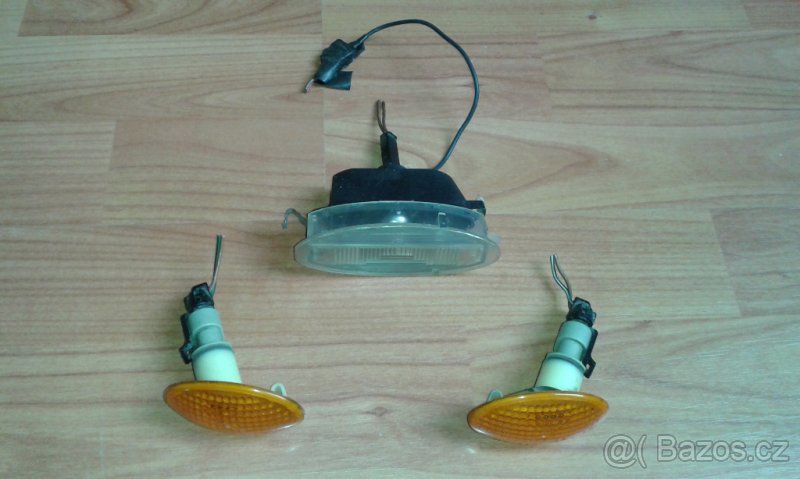 Prodám blinkry, světlo SPZ na Opel Corsa B