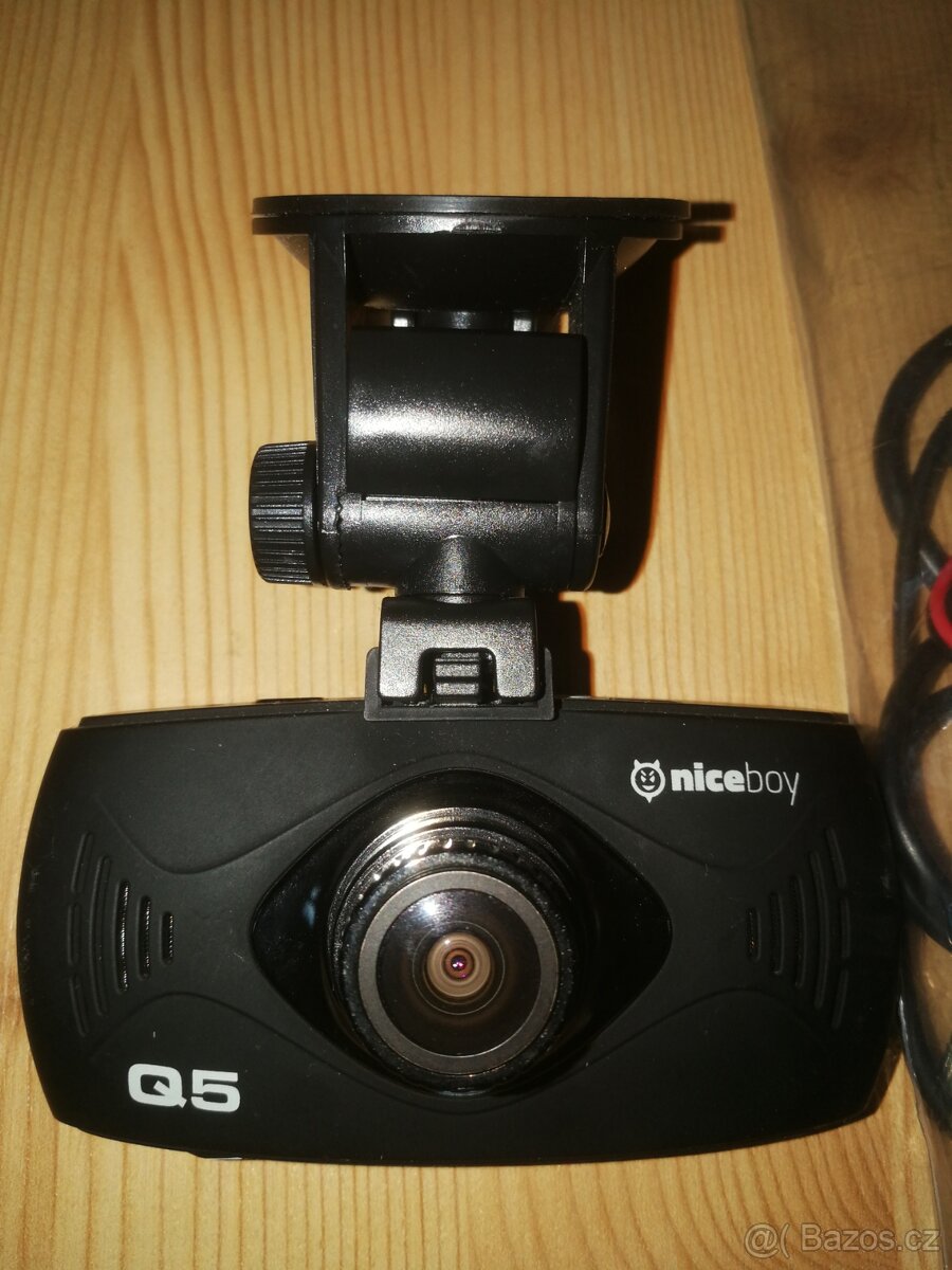 kamera do auta NiceBoy Pilot Q5