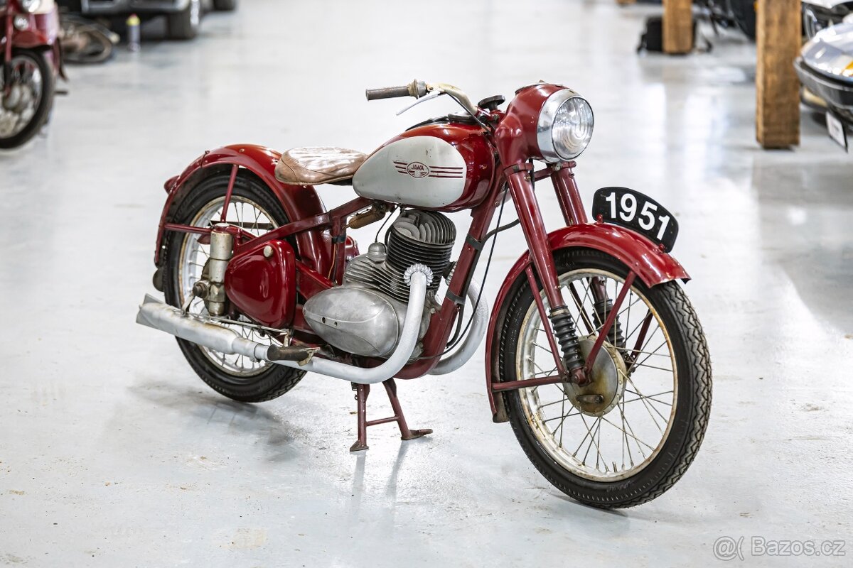 Jawa 250/11 Pérák
