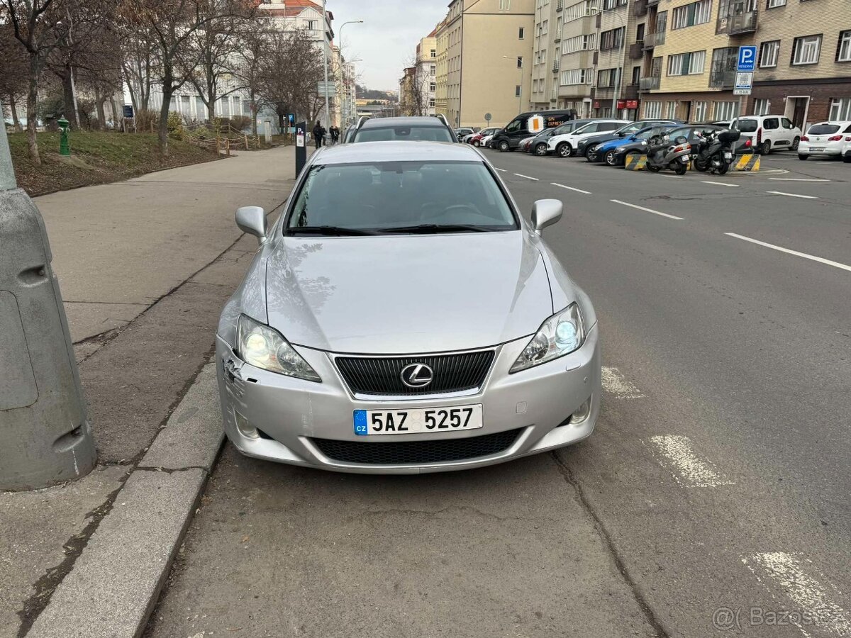 Lexus IS250