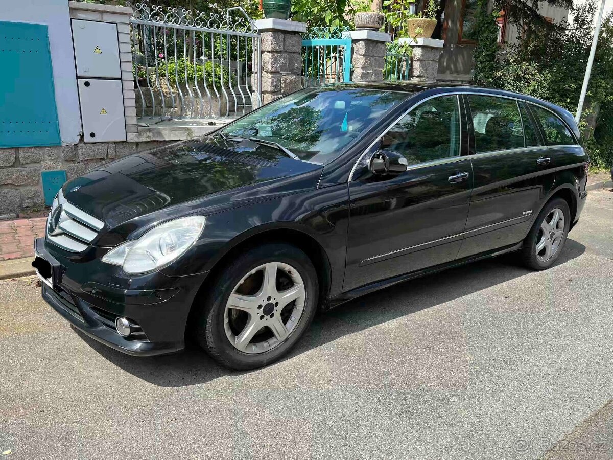 Mercedes-Benz R500 servisováno, plná výbava, 2maj otec a syn