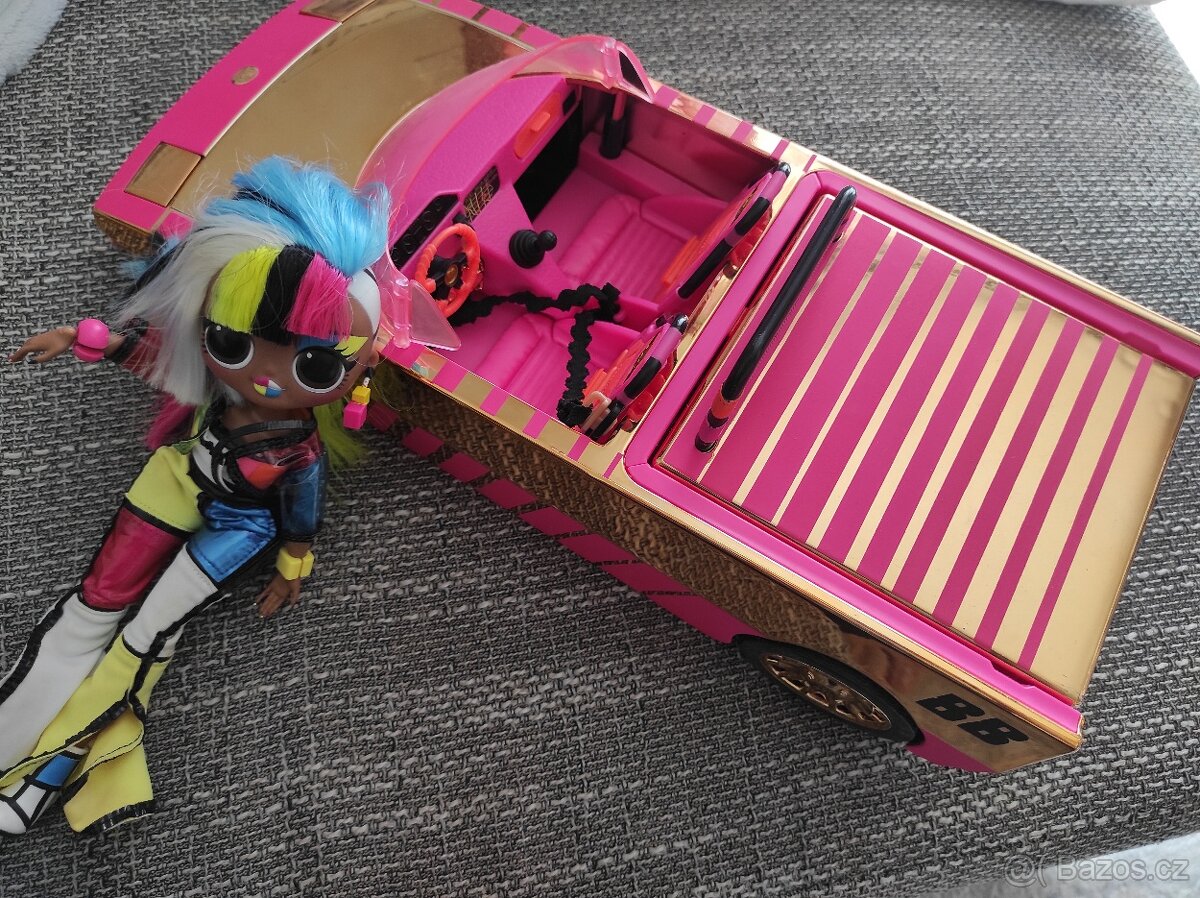 Auto pro panenky LOL