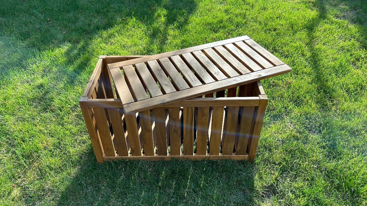 Truhla z akácie - Ikea Nammaro - super stav