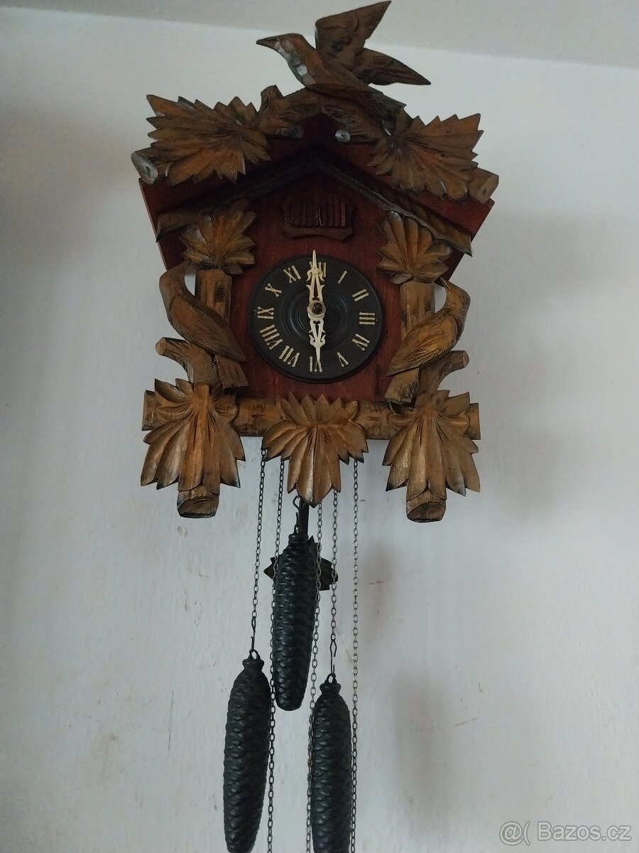 Tři závažové kukačky