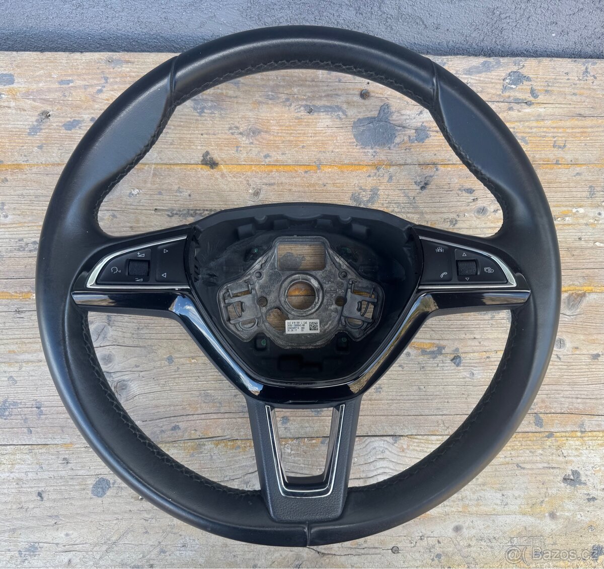 VOLANT ŠKODA OCTAVIA 3